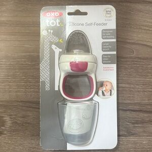 NEW OXO Tot Silicone Self-Feeder BPA free